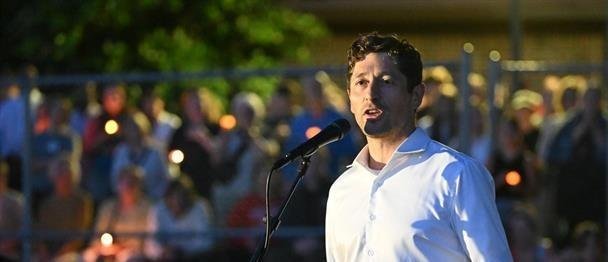 Alcalde de Mineápolis dice que algunos efectivos de inmigración se irán de la urbe mañana