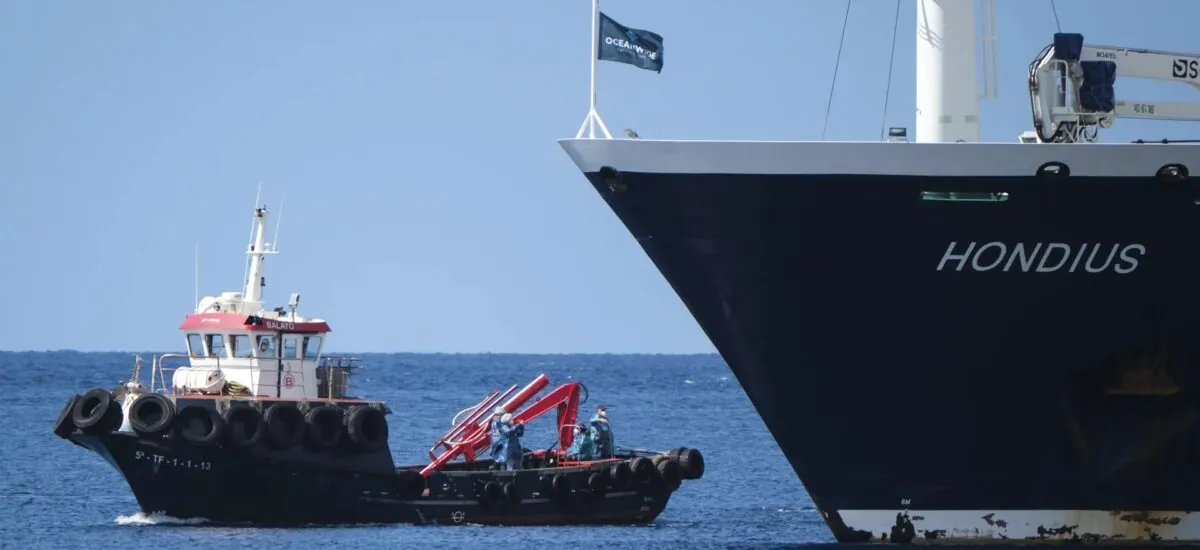 España y la OMS repatrían a 94 pasajeros de 19 países tras la llegada del crucero Hondius a Tenerife