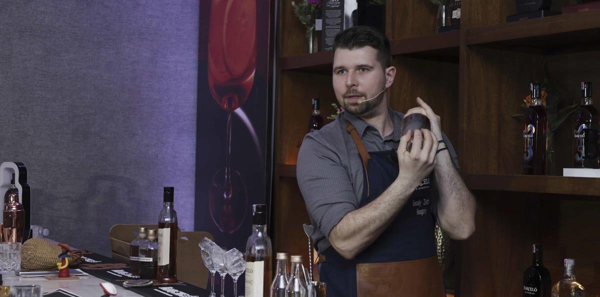 Concursante de Hungría gana el primer lugar del Barceló Rumtenders Competition 2026