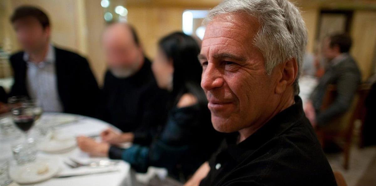 Una "modelo" dominicana aparece en un catálogo en los archivos Epstein