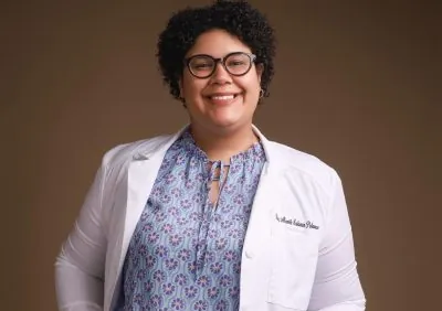 Cáncer de mama también puede afectar a mujeres jóvenes