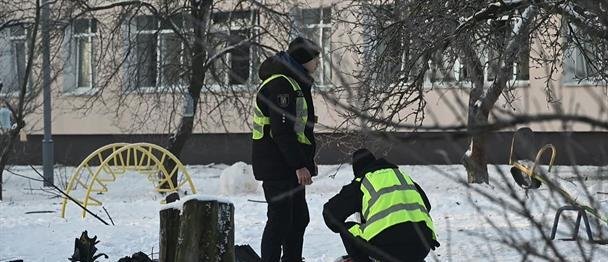 Ataque nocturno ruso deja a miles de hogares en Kiev sin calefacción en pleno invierno
