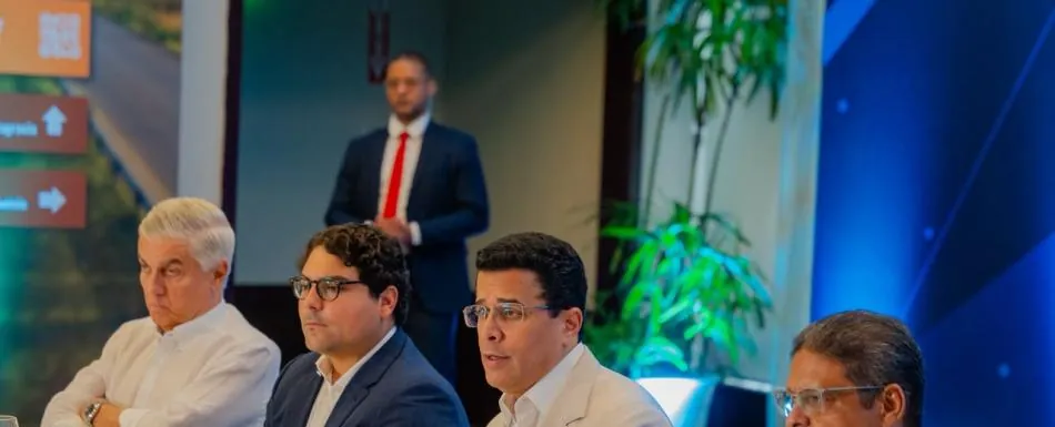 Collado y RD Vial lanzan plan nacional de señalética turística