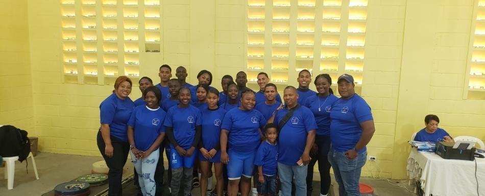 Barahona gana el campeonato superior de pesas de la Región Sur