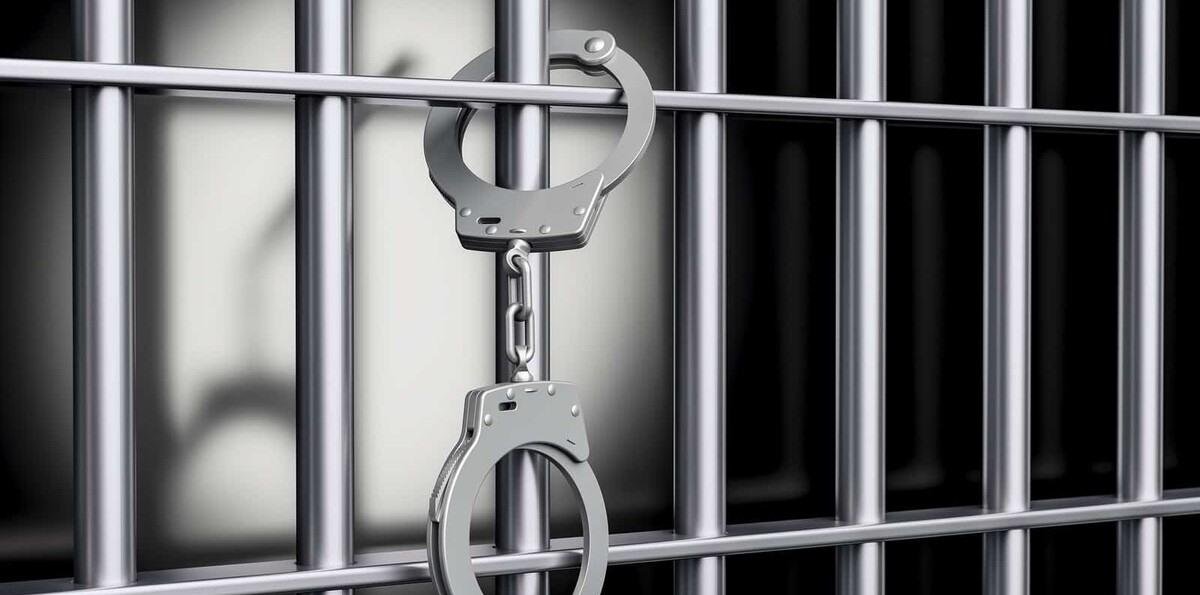 Condenan a 20 años a un hombre que persiguió y mató a otro a tiros en Santiago