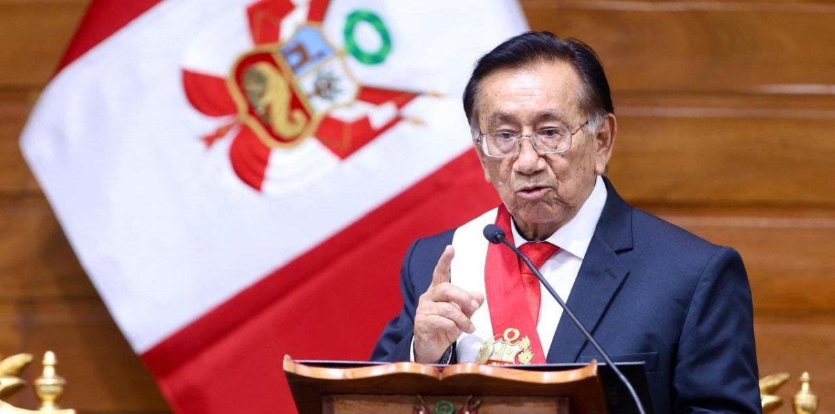 Otra tormenta política que resiste la economía de Perú