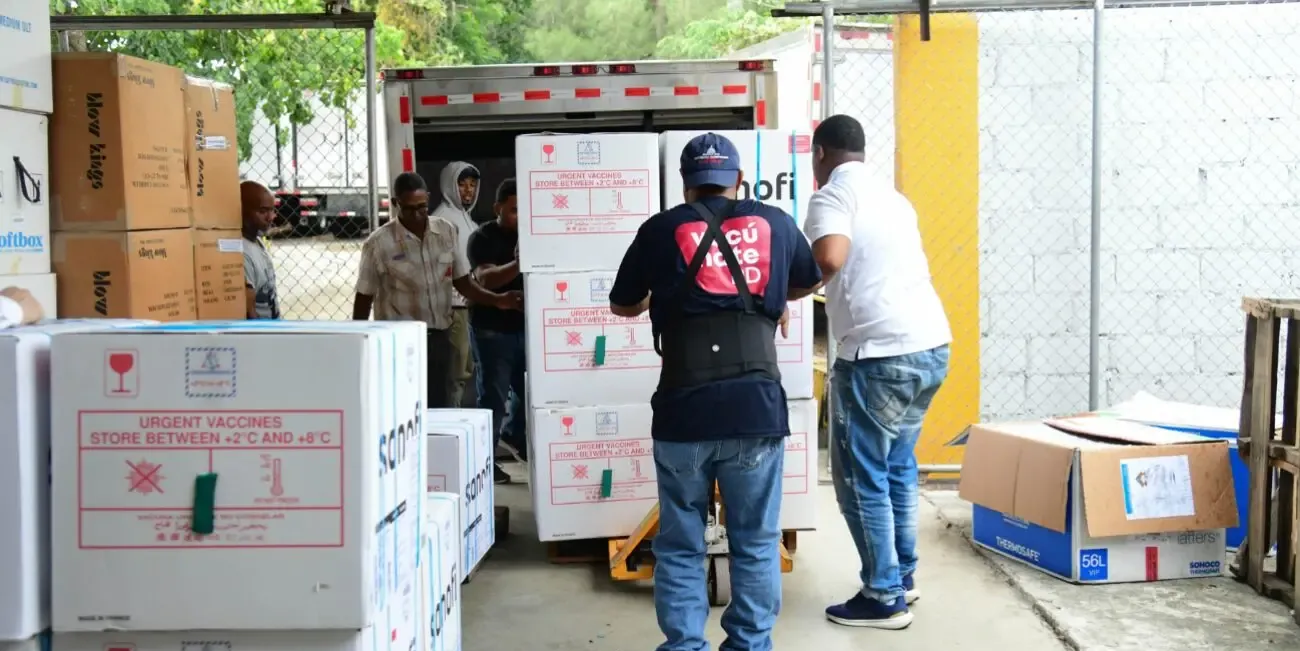 Salud fortalece inmunización con más de 435 mil dosis