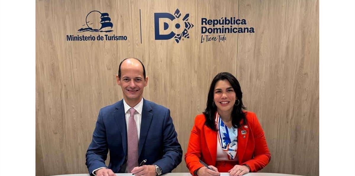 Médico Express y la Asociación de Hoteles de Santo Domingo sellan alianza