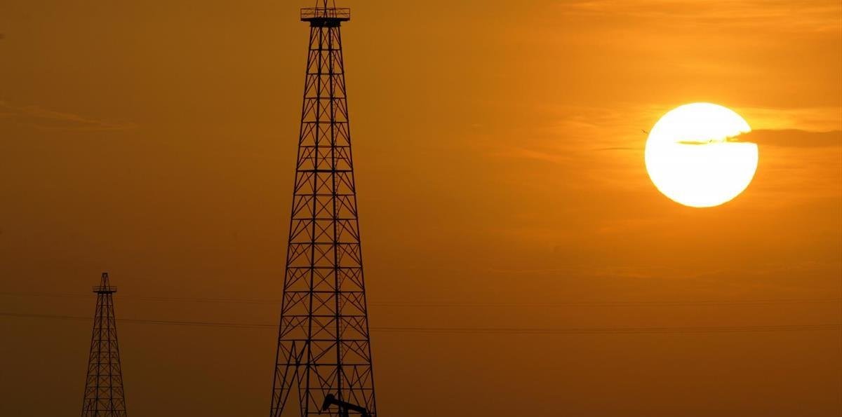 El secretario de Energía de EE.UU. visita campo petrolero operado por Chevron en Venezuela