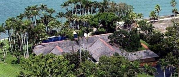 La mansión de Julio Iglesias en República Dominicana, lujo y privacidad en el Caribe