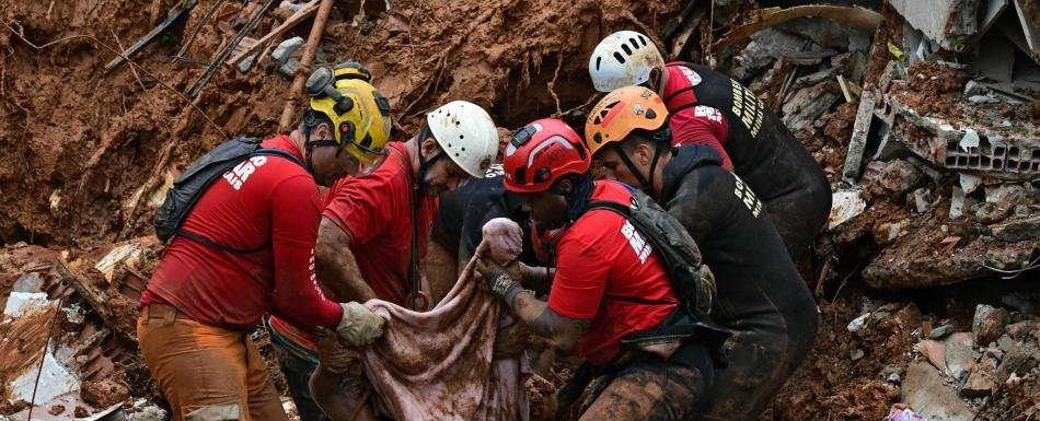 Desastre climático golpea a Brasil y deja 29 muertos y decenas de desaparecidos por lluvias