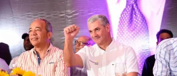 Gonzalo Castillo reivindica obras de gobiernos del PLD