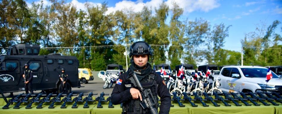 Armas de alto calibre y drones de largo alcance: así es el nuevo arsenal táctico de las FFAA