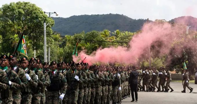 Ejército gradúa a 587 nuevos rasos Campamento «16 Agosto»