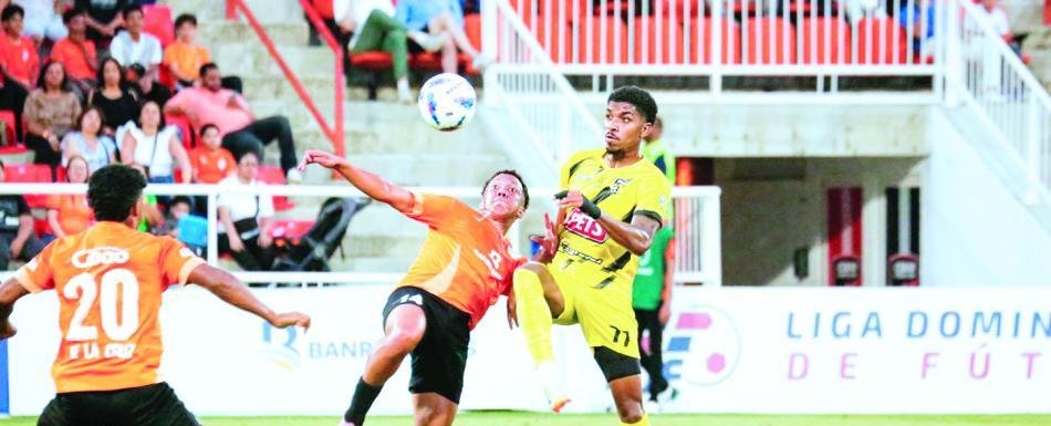 Cibao FC se impone 1-0 a Moca FC y sigue de líder en la Liguilla