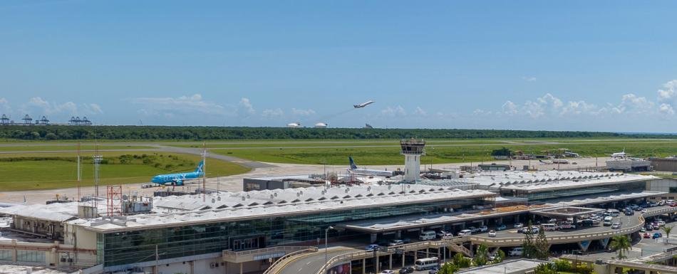 Aerodom guarda silencio ante postura del presidente del Senado