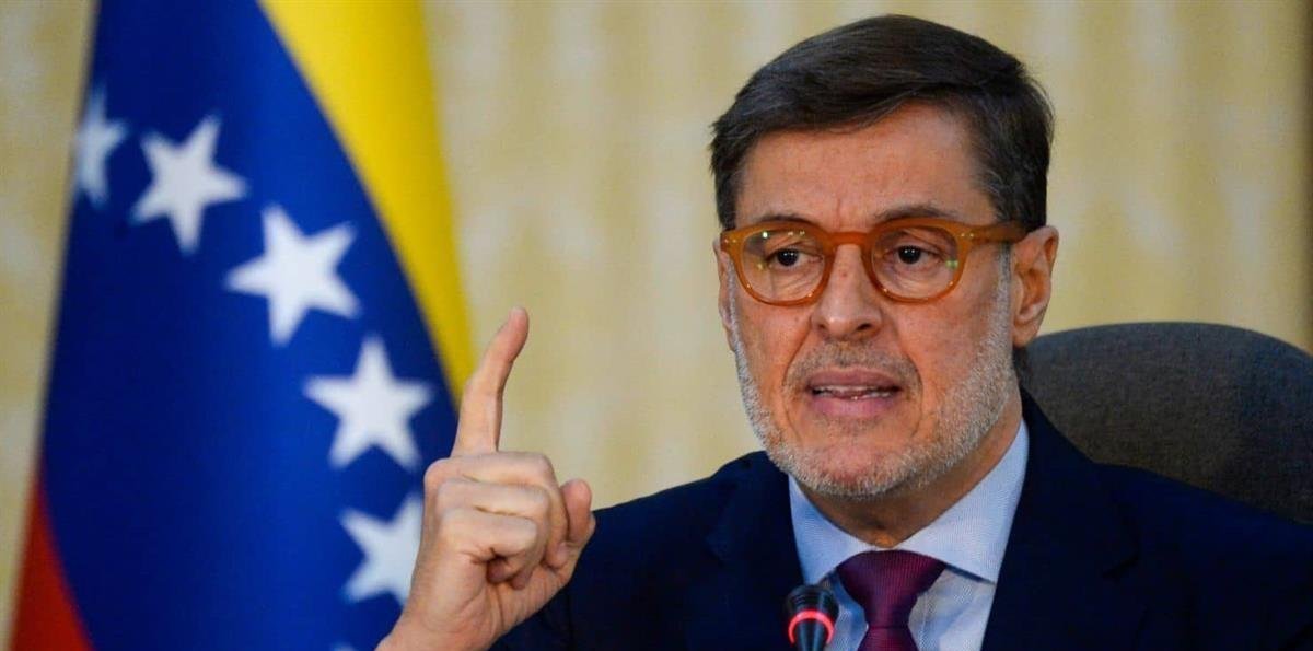 Venezuela designa a su representante diplomático ante EE. UU. y dice que viajará "muy pronto"