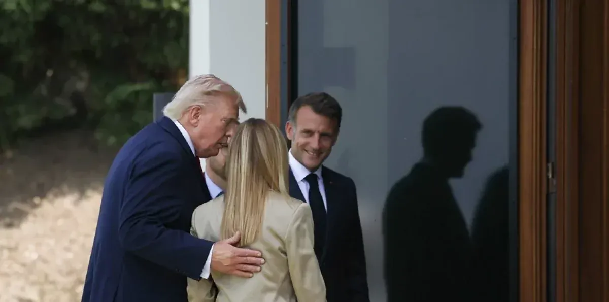 Donald Trump lanza dardos a Meloni antes de la cumbre de la OTAN: "Necesitamos una orden de alejamiento"