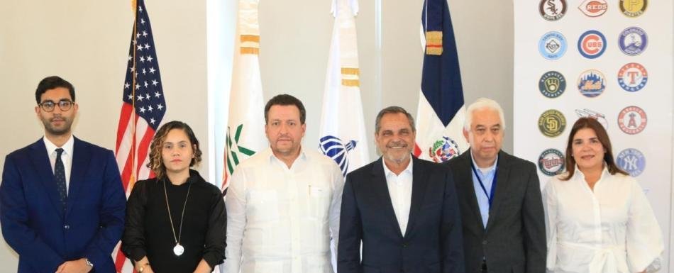 DCNB y Unicaribe lanzan estrategia académica para la industria deportiva