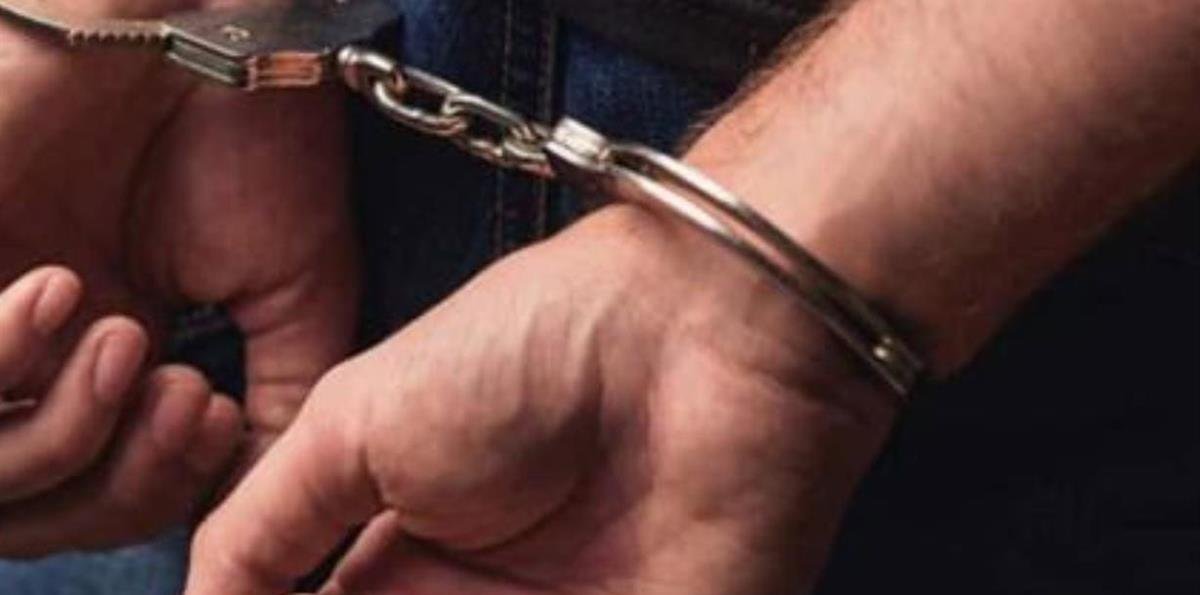 Por falsificar actas de defunción, envían a prisión mujer y solicitan la misma medida contra hombre