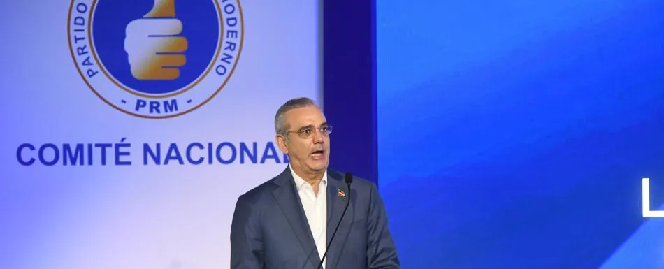 Luis Abinader es electo presidente del PRM