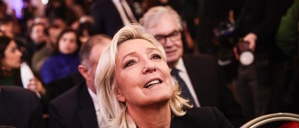 Marine Le Pen, de normalizar a la ultraderecha a luchar por su supervivencia política en Francia