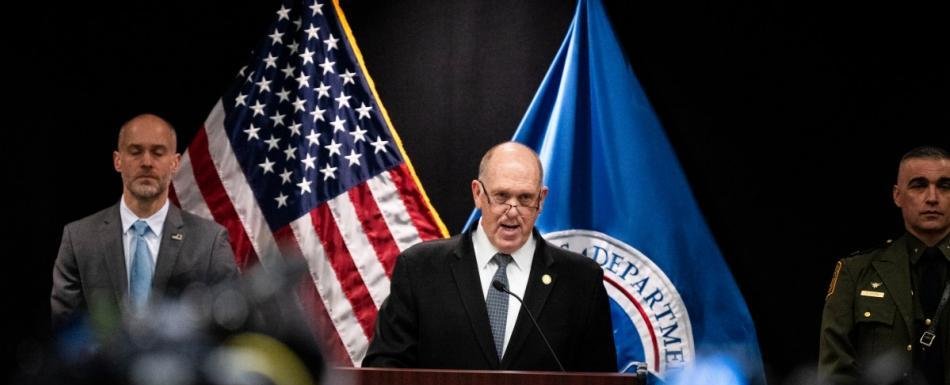 Zar fronterizo de Trump anuncia fin de operación especial antimigratoria en Mineápolis