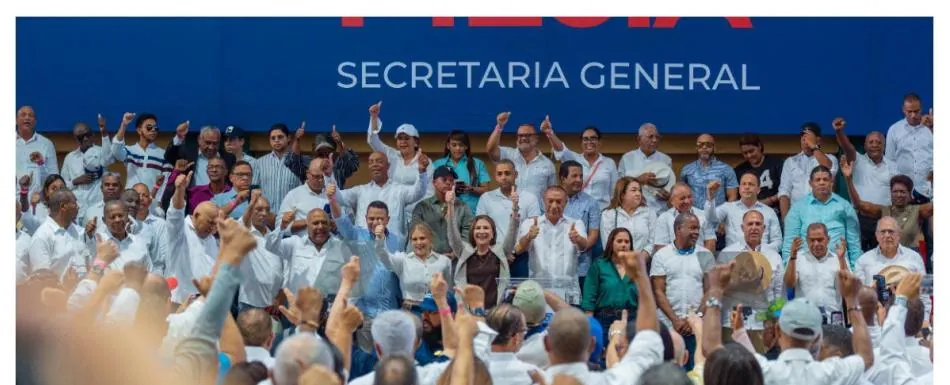 Vallas, proclamaciones y actividades reactivan el proselitismo político