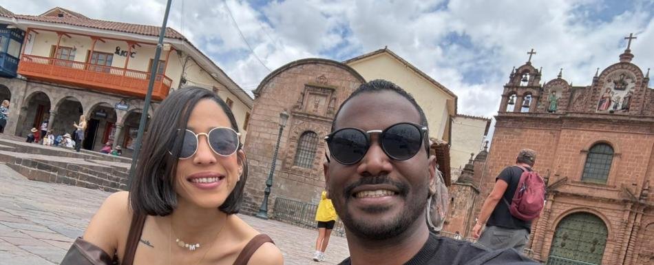 Amor, ahorro y burbujas: la pareja dominicana que emprendió con una máquina gasificadora de agua