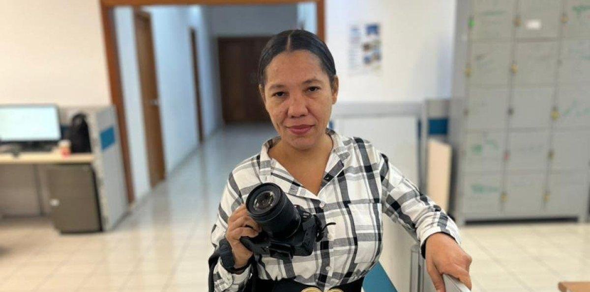 “Yo creía que su mamá estaba viva… pero era en la caja”: la historia que marcó a una fotógrafa dominicana