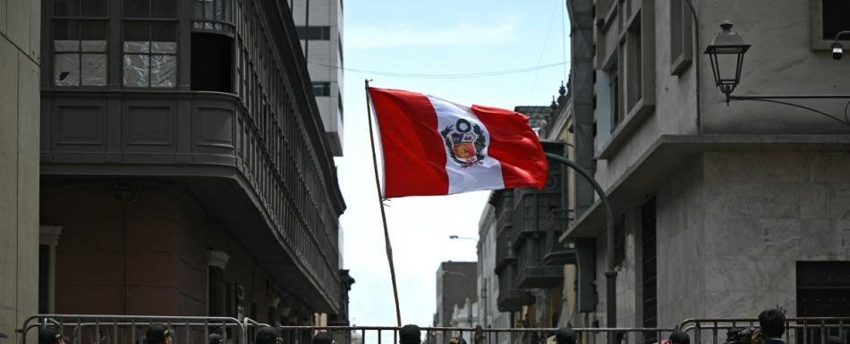 En emergencia el suministro de gas natural en Perú por incendio en un ducto