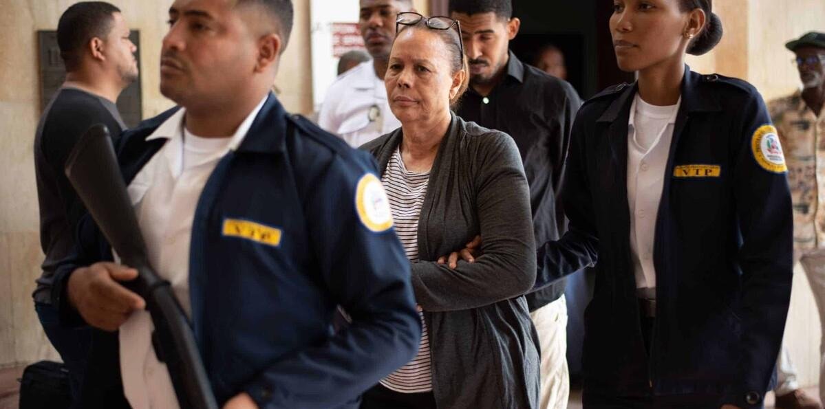 Tribunal dicta sentencia absolutoria para mujer acusada de pagar asesinato de su esposo en 2020