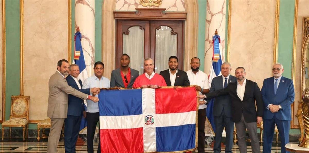 El Escogido vive un carrusel de emociones antes de viajar a México