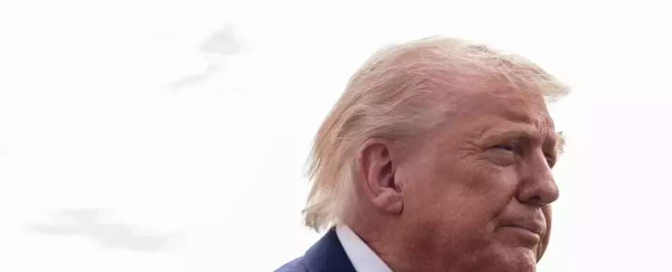 Trump exige universidades recopilen datos raciales de estudiantes