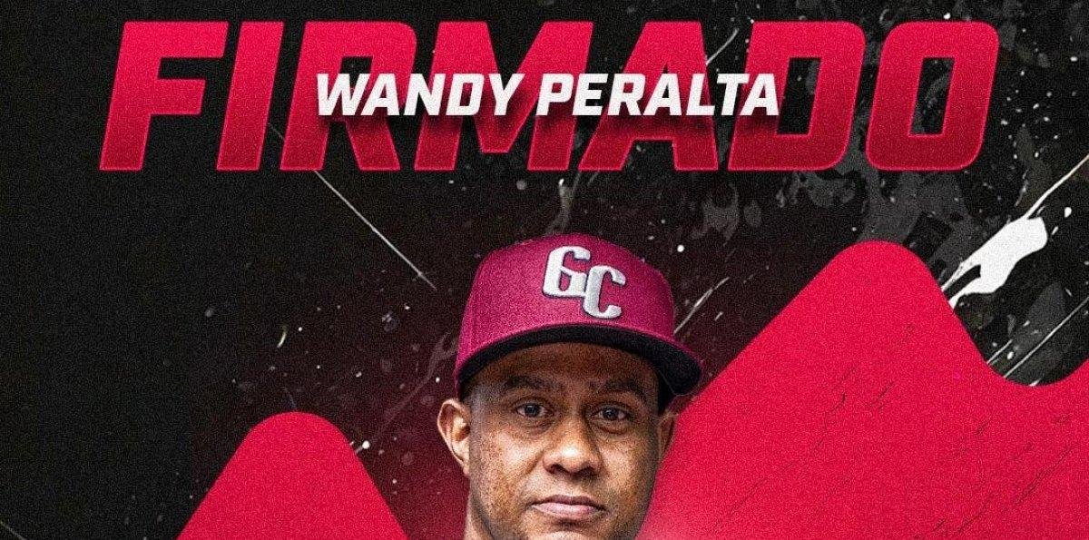 Gigantes del Cibao renuevan contrato del lanzador Wandy Peralta