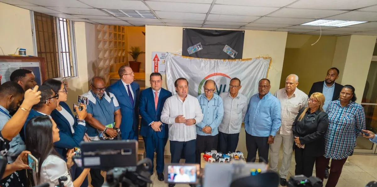 Gobierno y sindicatos dialogan sobre crisis