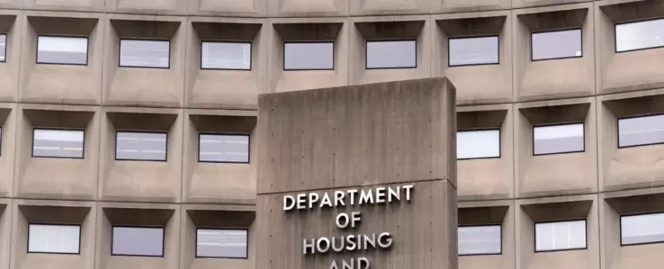 Proponen norma limita vivienda pública a los ciudadanos