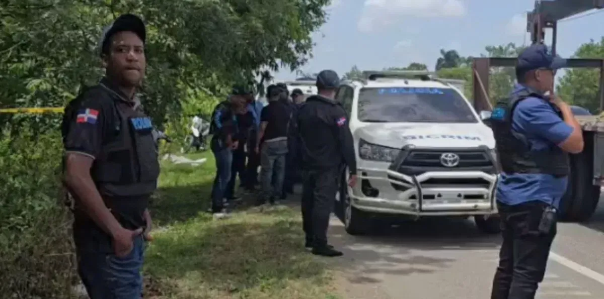 Investigan hallazgo de mujer muerta en Circunvalación Norte de Santiago